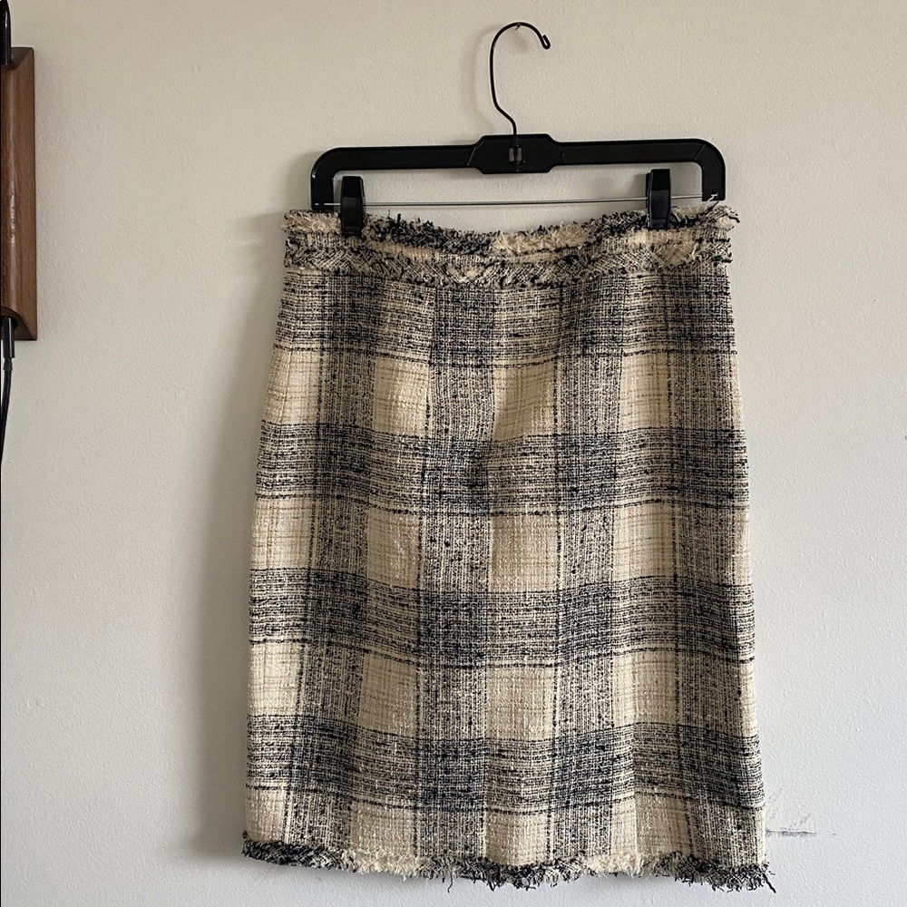 Like New The Fold London Skirt Blazer Plaid Suit Size 12 - Picture 8 of 12
